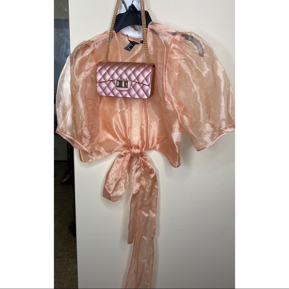 SHEEN SHEER TOP